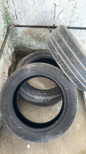 PNEU 215/55 R17 USADO - OPORTUNIDADE - VENDA RÁPIDA