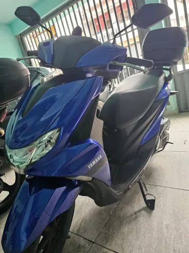 Yamaha Fluo 125