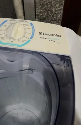Máquina Eletrolux 6 quilos - 220v