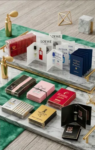 Amostra de perfume ( cada pacote com 10 a 12 unidades) Escolha a sua!
