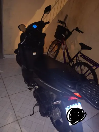 Yamaha fluor 125 ano 2025