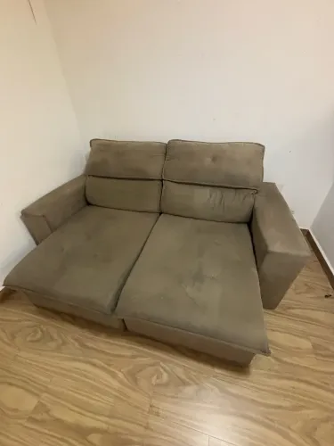 Sofá dois lugares já higienizado