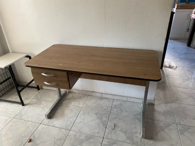 MESA ESCRITÓRIO FENIX - PARA VENDER HOJE
