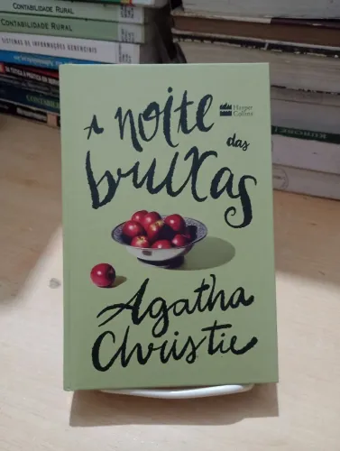 [Capa dura] A noite das bruxas - Agatha Christie