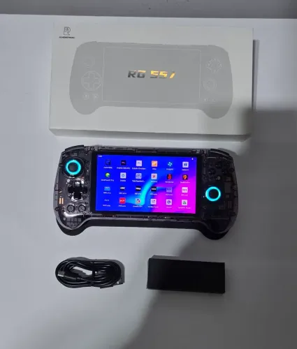 Anbernic RG557 - NOVO