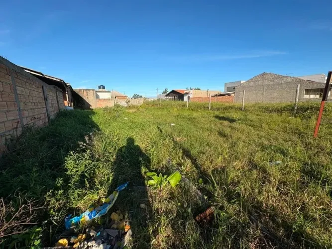 Terreno próximo ao mar