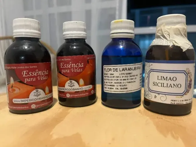 4 Essências para velas