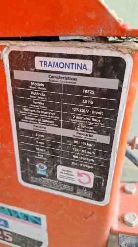 Forrageira, triturador de capim 