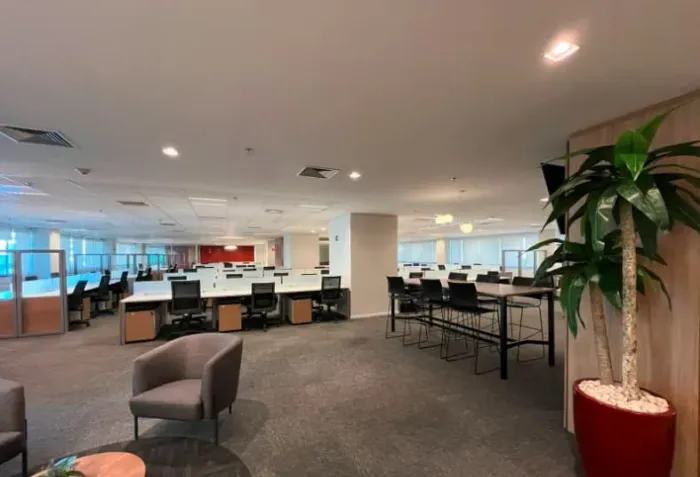 Sala comercial na Rua Cubatão, 320 - 3º andar  822 m²