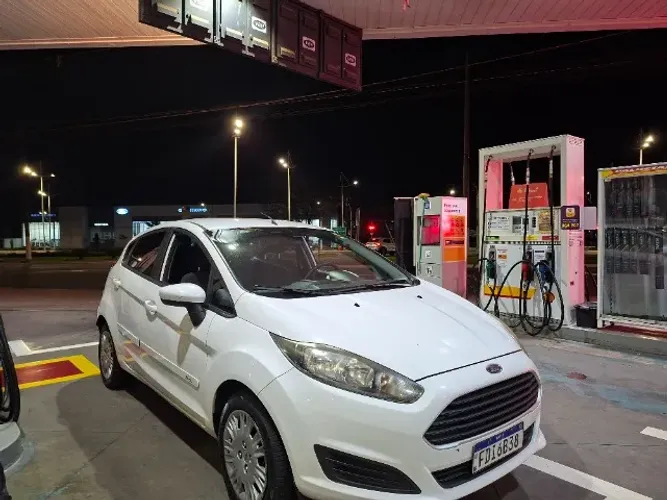 Ford Fiesta 1.5 16V Flex Mec. 5P 2014