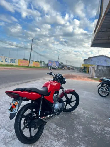 MOTO BOA E ECONÔMICA 