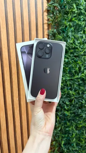 iPhone 16 Pro 128gb - Seminovo - Bateria 88%