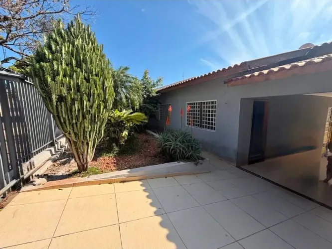 Vendo casa grande