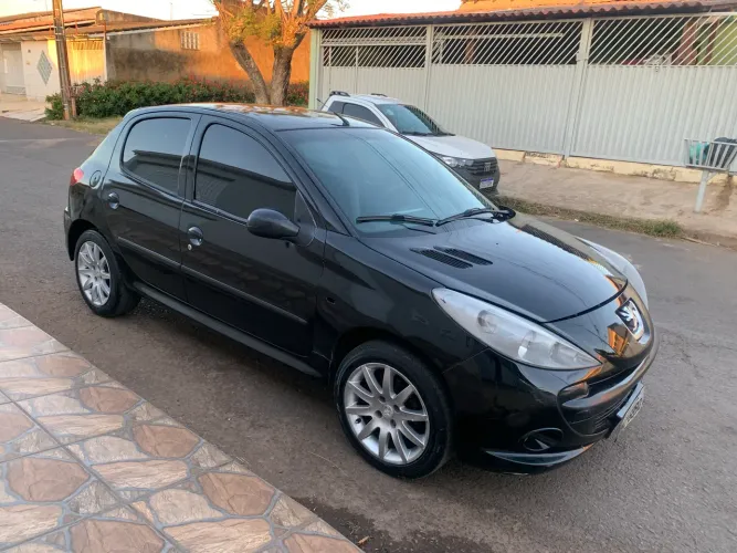 Peugeot 207 XR Sport 1.4 Flex 8V 5P 2009