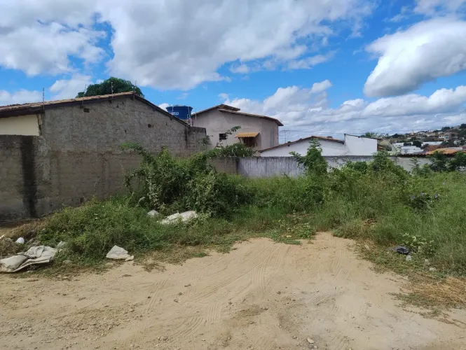 Vendo terreno na Roda Viva 200 m² (10x20) 