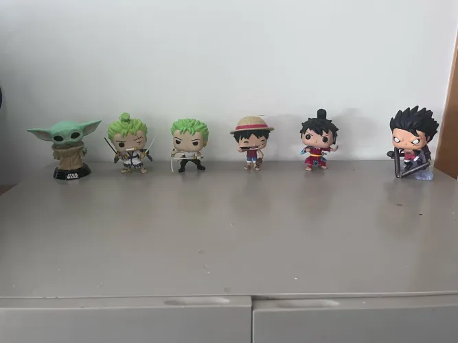 6 funko pops em perfeito estado para colecionadores e apreciadores