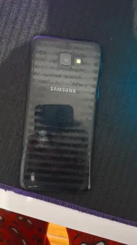 Samsung Galaxy J4 Core(funcionando)