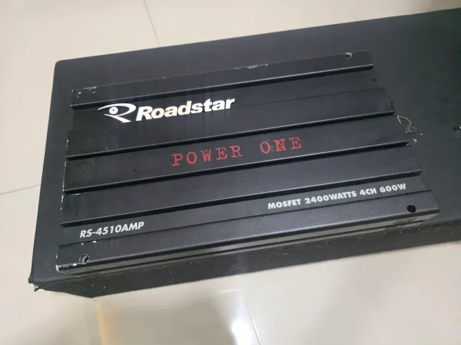 Vendo modulo rodstar power one 2400 + sub 12" pioneer + caixa e corneta.