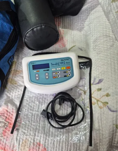 Fisioterapia - Aparelho TENS Quark Medical - Completo Com Acessórios