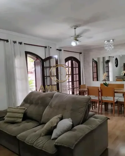 JM RA Amil Venda, Casa 4 quartos, Piscina, Vista Verde, 220m², Zona Leste, São José dos Ca