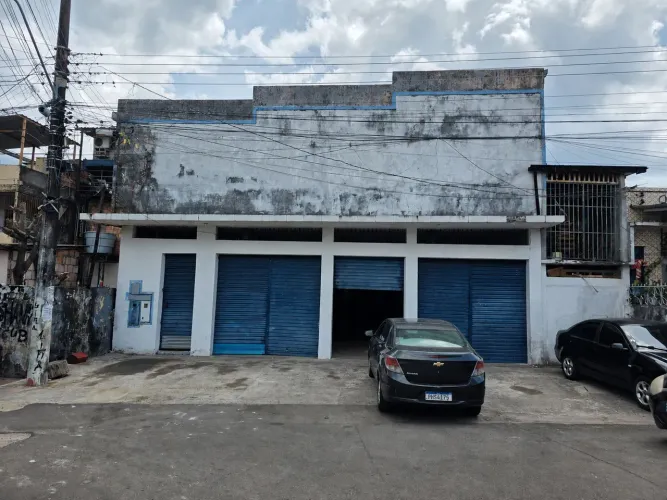 Galpão 500m² - Bairro da Glória