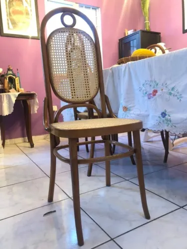 Cadeira antiga