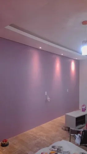 trabalhamos pintura em geral piso laminado e vinilico forró de gesso