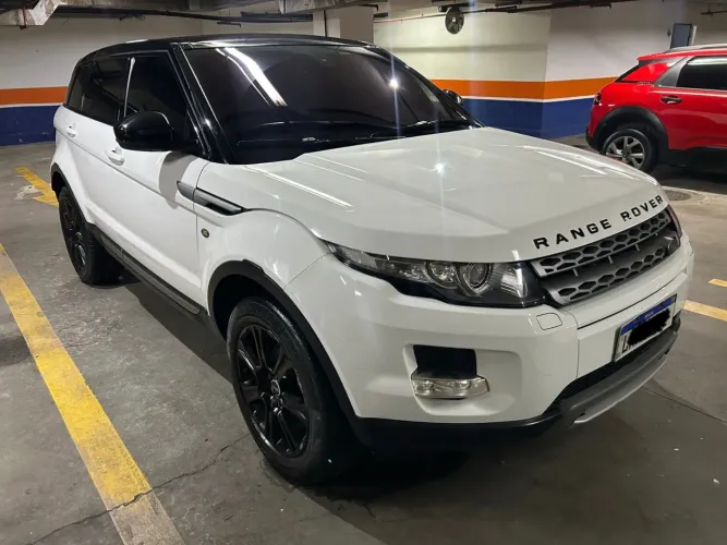Land Rover Range Rover Evoque Pure 2.0 Aut. 5P 2014
