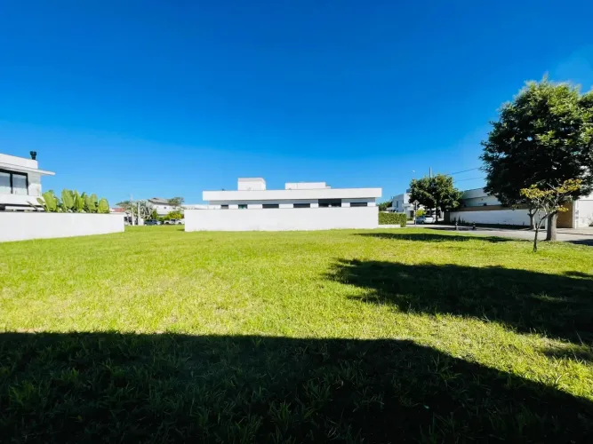 Terreno à venda com 394 m² no Condomínio Green Park em Taubaté/SP