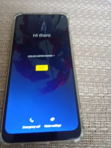 Vendo celular moto e 32 gigas capa carregador película funcionando perfeitamente