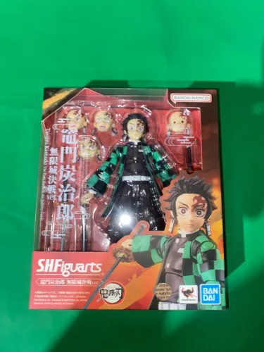 Tanjiro sh figuarts castelo infinito