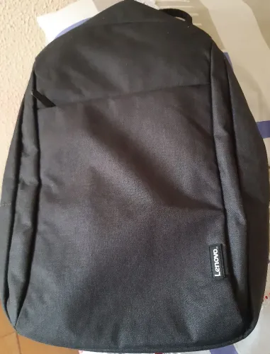 Mochila Lenovo Casual B210 Preta para notebook de até 15.6"