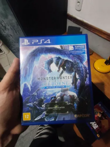Monster Hunter world + DLC ICEBORNE