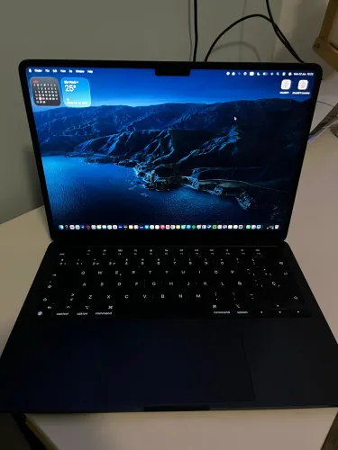 MacBook Air Midnight 2022