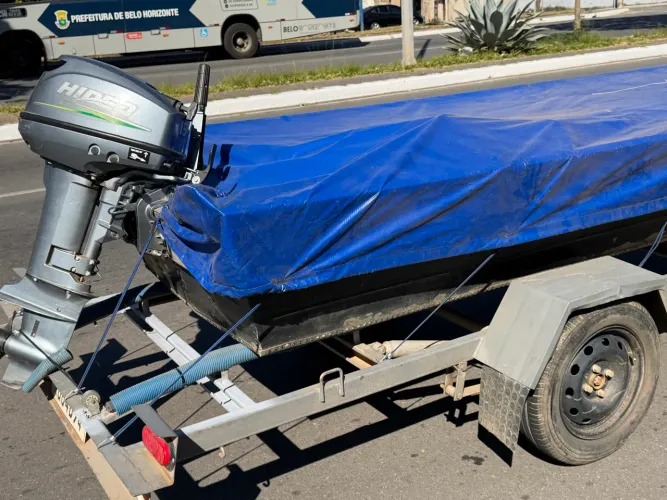 Barco motor e carretinha R$20.000.00