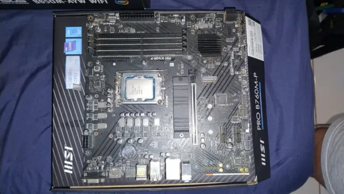 Kit i7 14700K + MSI PRO B760M-P - 4 meses de uso, na caixa