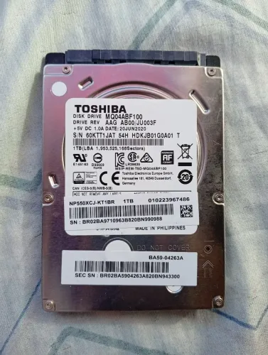 Vendo HD de 1 tera e deuas memórias ram de 8 gigas DDR4