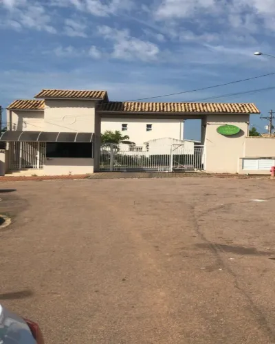 Aluguel de Casa em Condomínio em Itupeva-SP, La Dolce Villa: 3 quartos sendo 1 suíte, sala