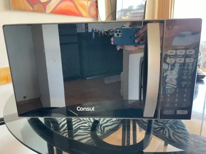 Micro-ondas Consul 20 Litros cor Inox Espelhado com Função Descongelar