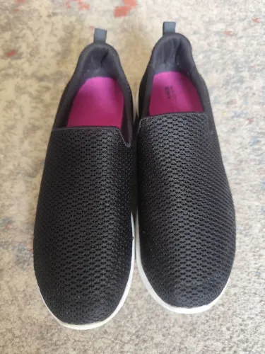 Tênis Skechers Go Walk Joy Preto Branco 37