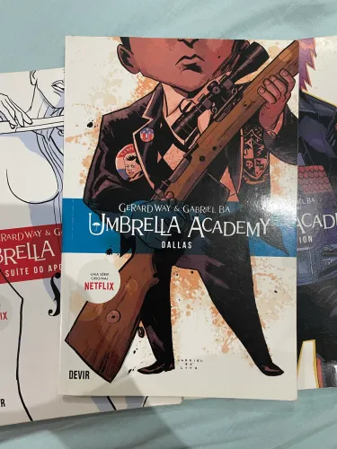 Livro - Umbrella Academy Dallas