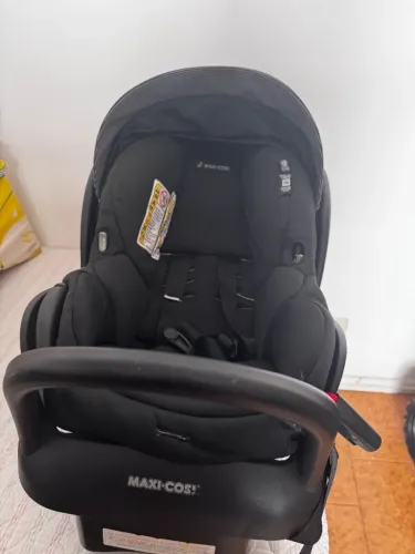 Cadeirinha de bebê para carro Maxicosi 