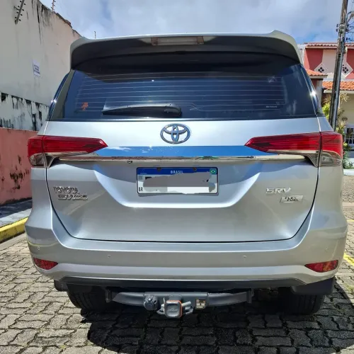 Toyota Hilux SW4 SRV 4X2 2.7 Flex 16V Aut. 2021
