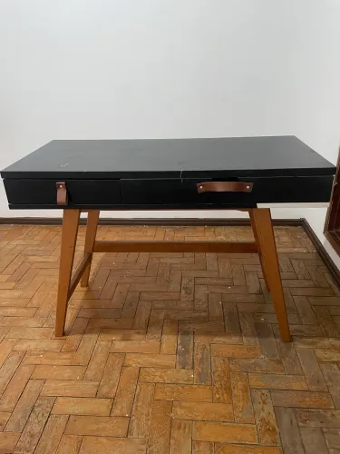 Penteadeira escrivaninha