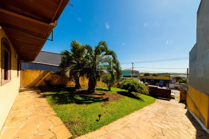 Casa Comercial para vender na Avenida Jacob Macanhan, 4338 - Jardim Cláudia, Pinhais - PR 