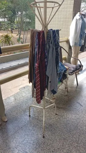 Diversas estampas de gravata social cores diversas vc