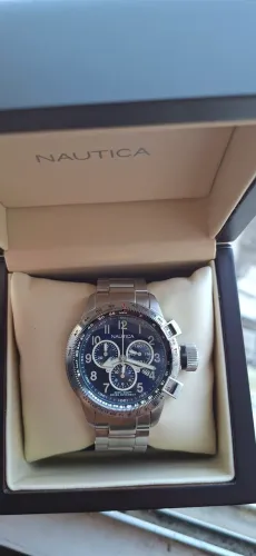 Relógio nautica suíço original vendo olx pay mais entrega para todo Brasil faço envio