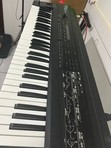 Roland D50