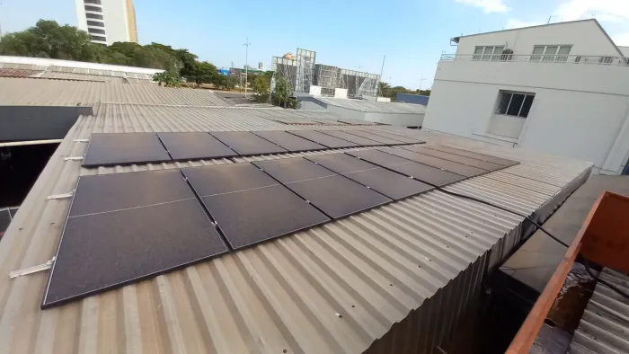 Limpeza de placas solar