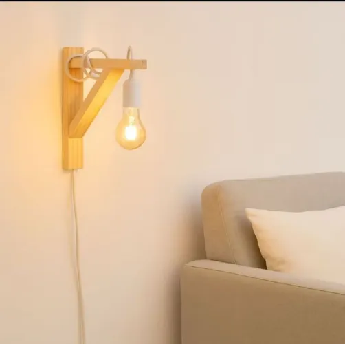 Luminária pinus tipo mão francesa - quarto bebê 
